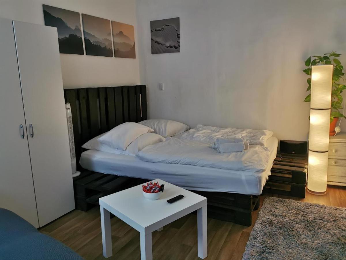 Ferienwohnung In Der Altstadt Fussgangerzone Trier Exterior foto